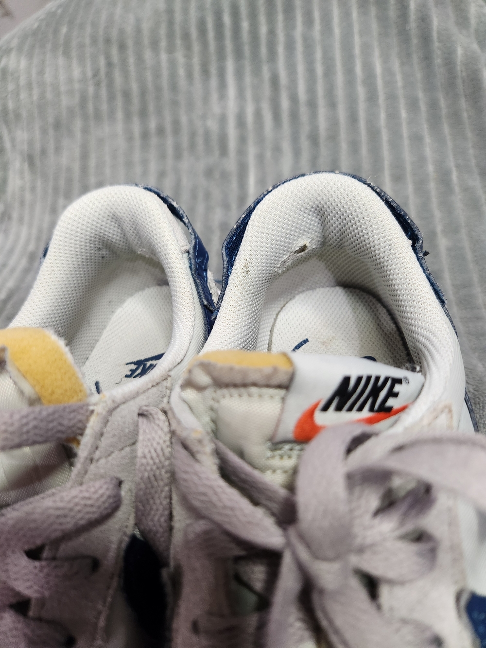 Nike Waffle Debut Size 6.5 Womens Lt. Silver Valerian Blue Shoes - Picture 12 of 13